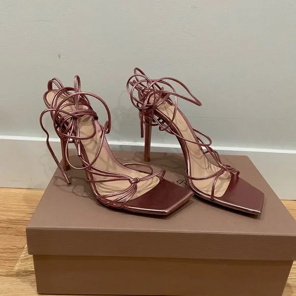 Gianvito Rossi Camellia rose gold heels - Picture 1 of 4